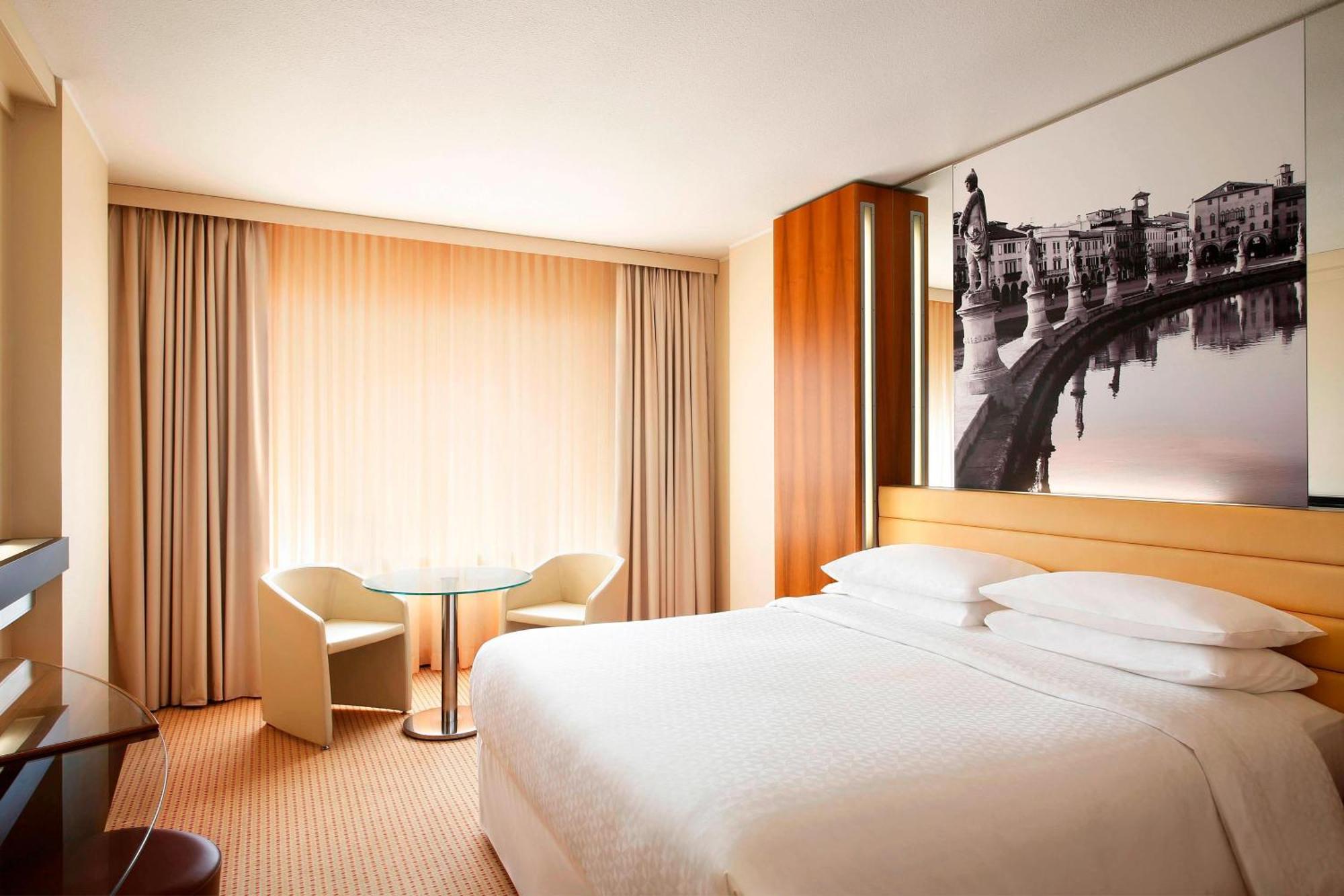 Four Points By Sheraton Padova Luaran gambar